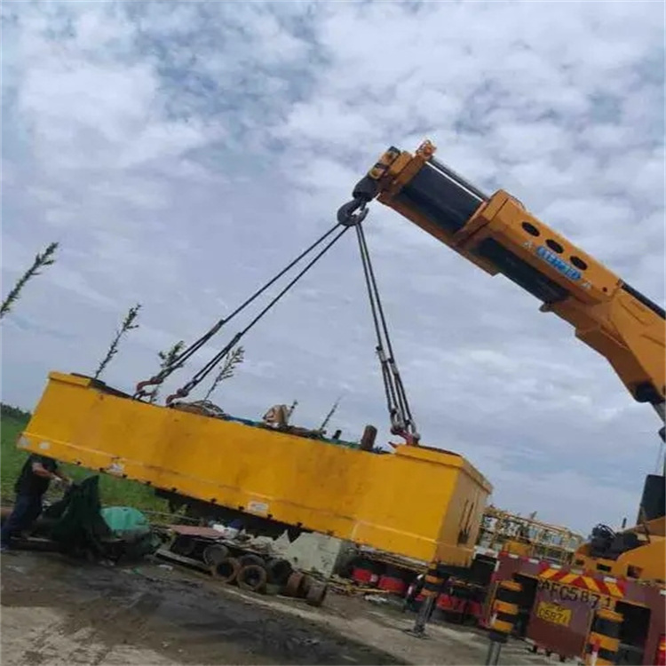 上犹县随车吊吊集装箱怎么吊